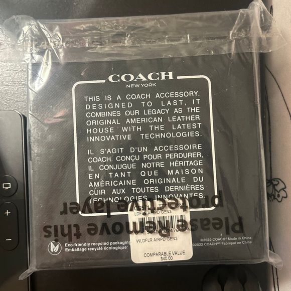 Coach Floral AirPod Pro Case 3rd Gen - Picture 4 of 6